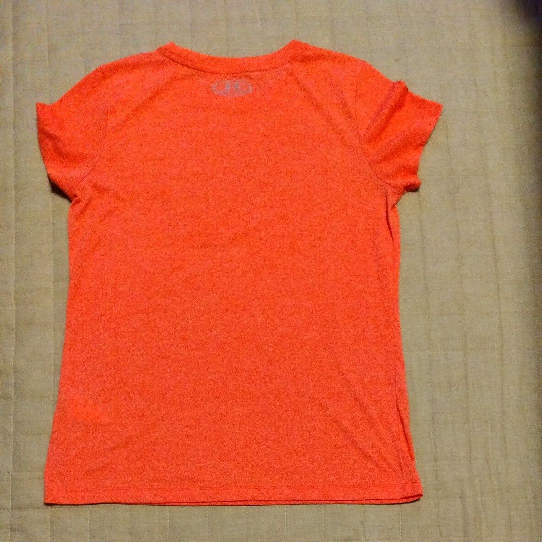 アンダーアーマー　レディースＴシャツ　LG 半袖Tシャツ
