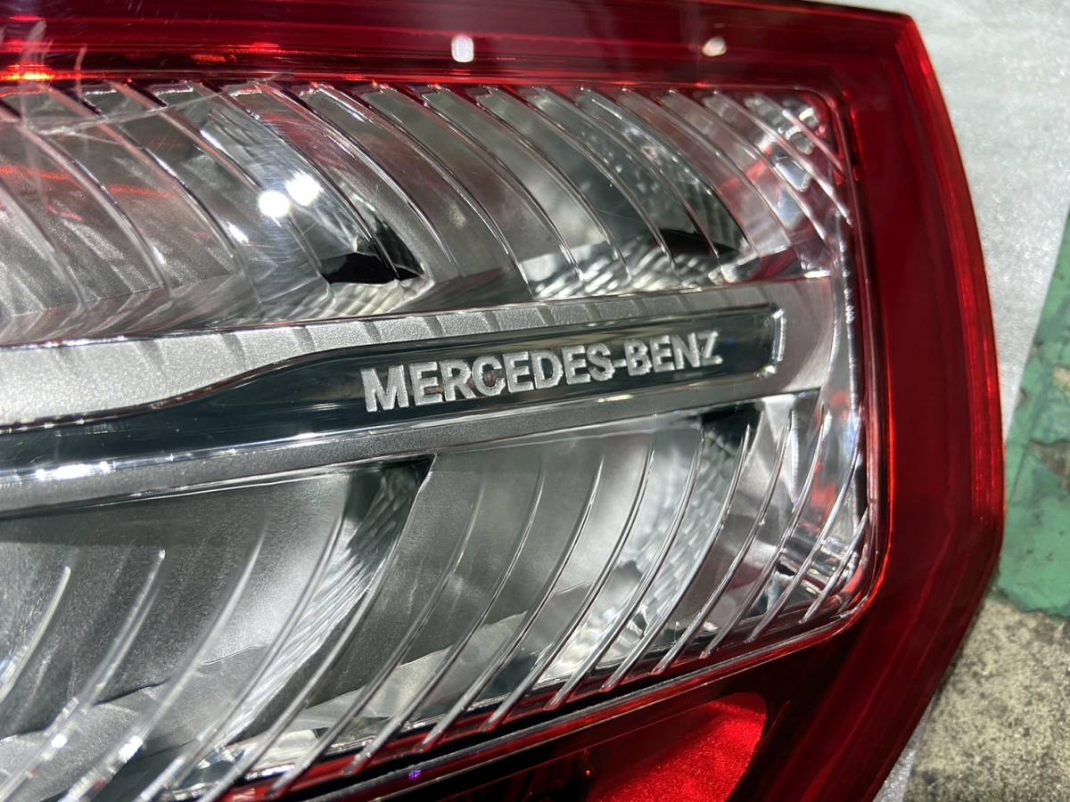  Mercedes Benz R231 SL Class original tale lense tail lamp right A2318200264 lighting operation verification ending 