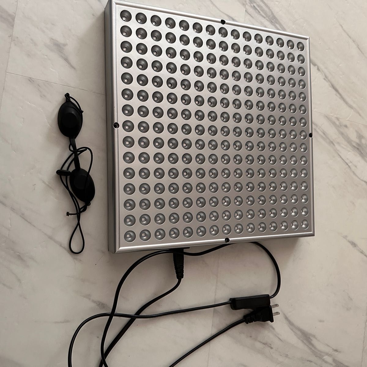 LED ライトセラピー 赤外線 パネル 美容器 レッド ライト|Yahoo LED ライトセラピー 赤外線 パネル 美容器 レッド ライト|Yahoo
