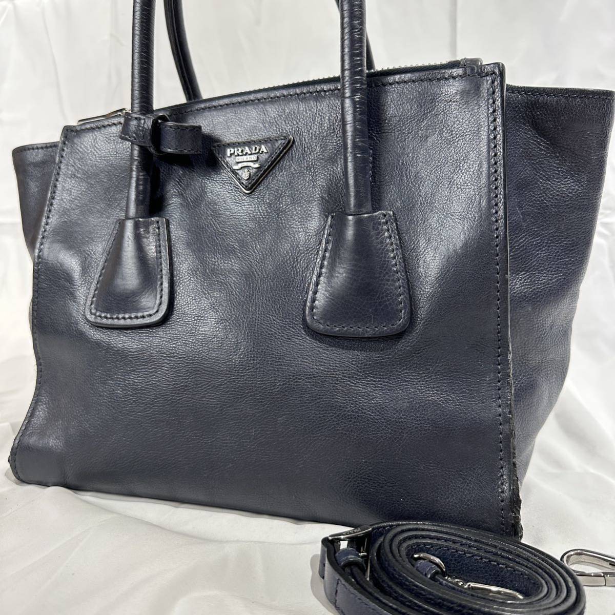 PRADA プラダ ロゴ ハンド ショルダー トートバッグ レザー ネイビー-