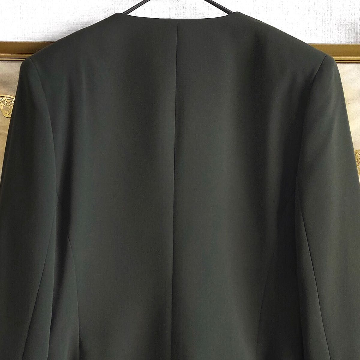 新品 ノーカラーコート ショートジャケット フォーマル スーツ 金釦 長袖 クラシック ゴールド カーキ グリーン 深緑色
