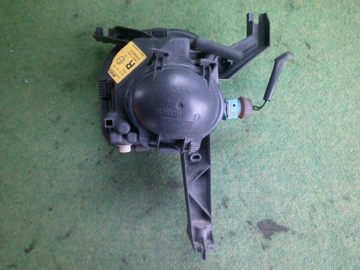 *N5SI Peugeot 306 right foglamp BOSCH S-2709*