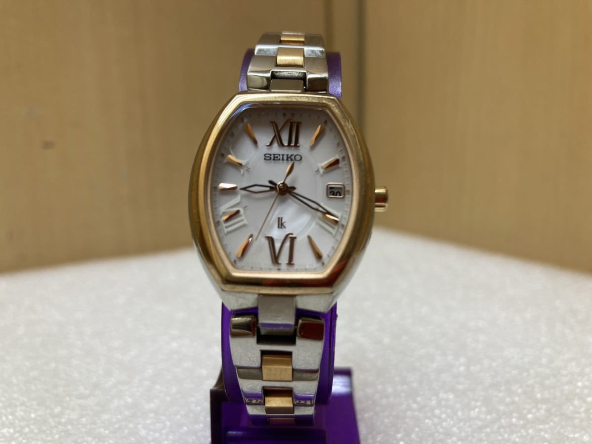 SEIKO LUKIA 1B22-0BY0 トノー型 チタン ソーラー電波 SEIKO LUKIA 1B22-0BY0 トノー型腕時計 チタン ソーラー電波