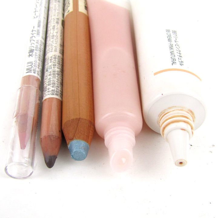  Muji Ryohin etc. eyeshadow etc. tree axis lip liner other unopened have 13 point set together large amount defect have lady's MUJIetc.