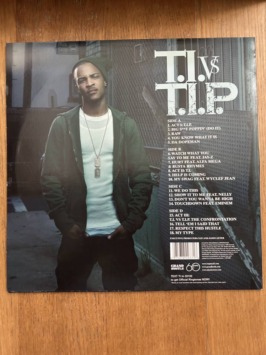 ２枚組 LP盤 T.I. VS T.I.P. レコード HIP HOP 程度良好 2007年盤 US盤 ジャケット折れ有りの画像2