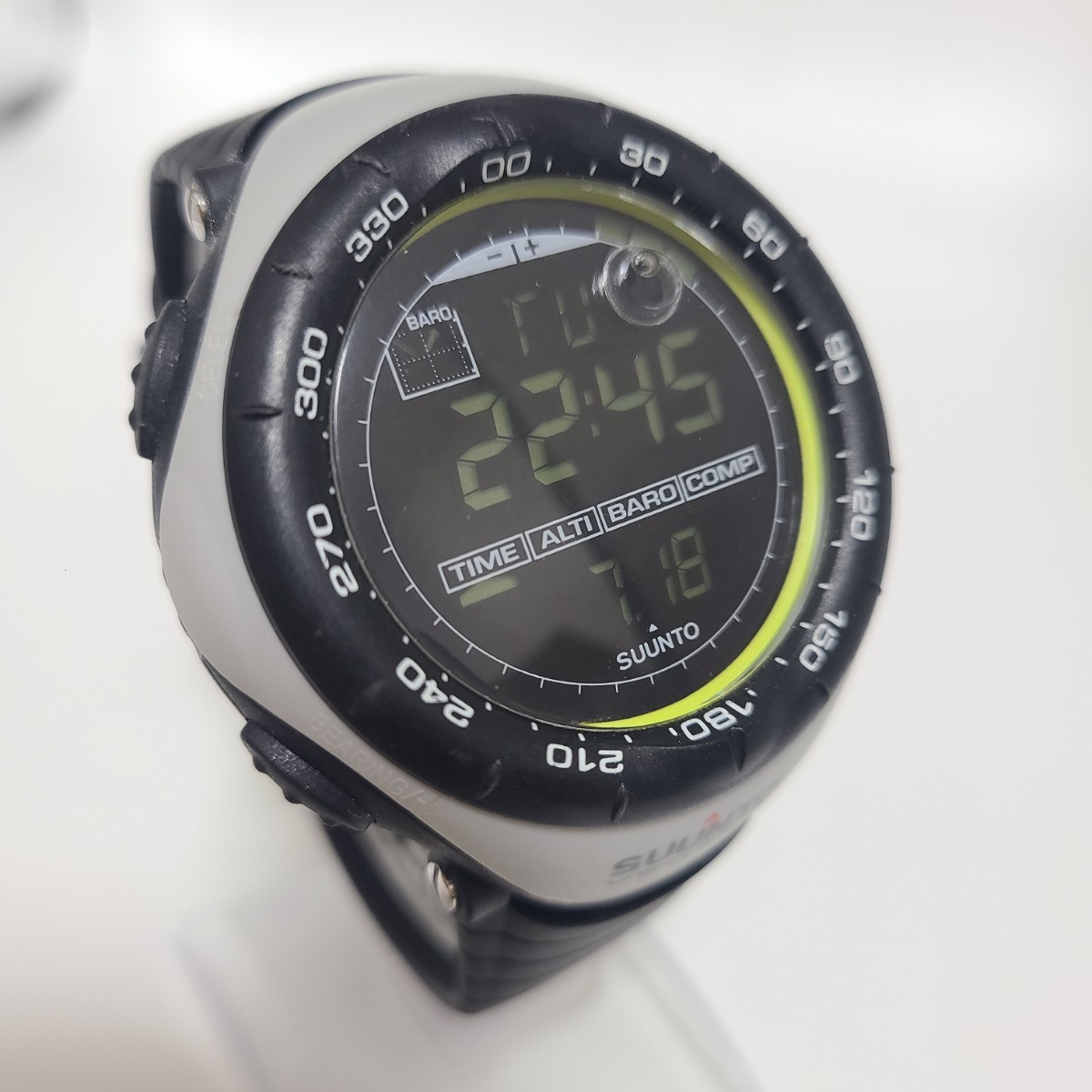 現金特価】 ベクター VECTOR スント SUUNTO 限定品 稼働品 腕周り