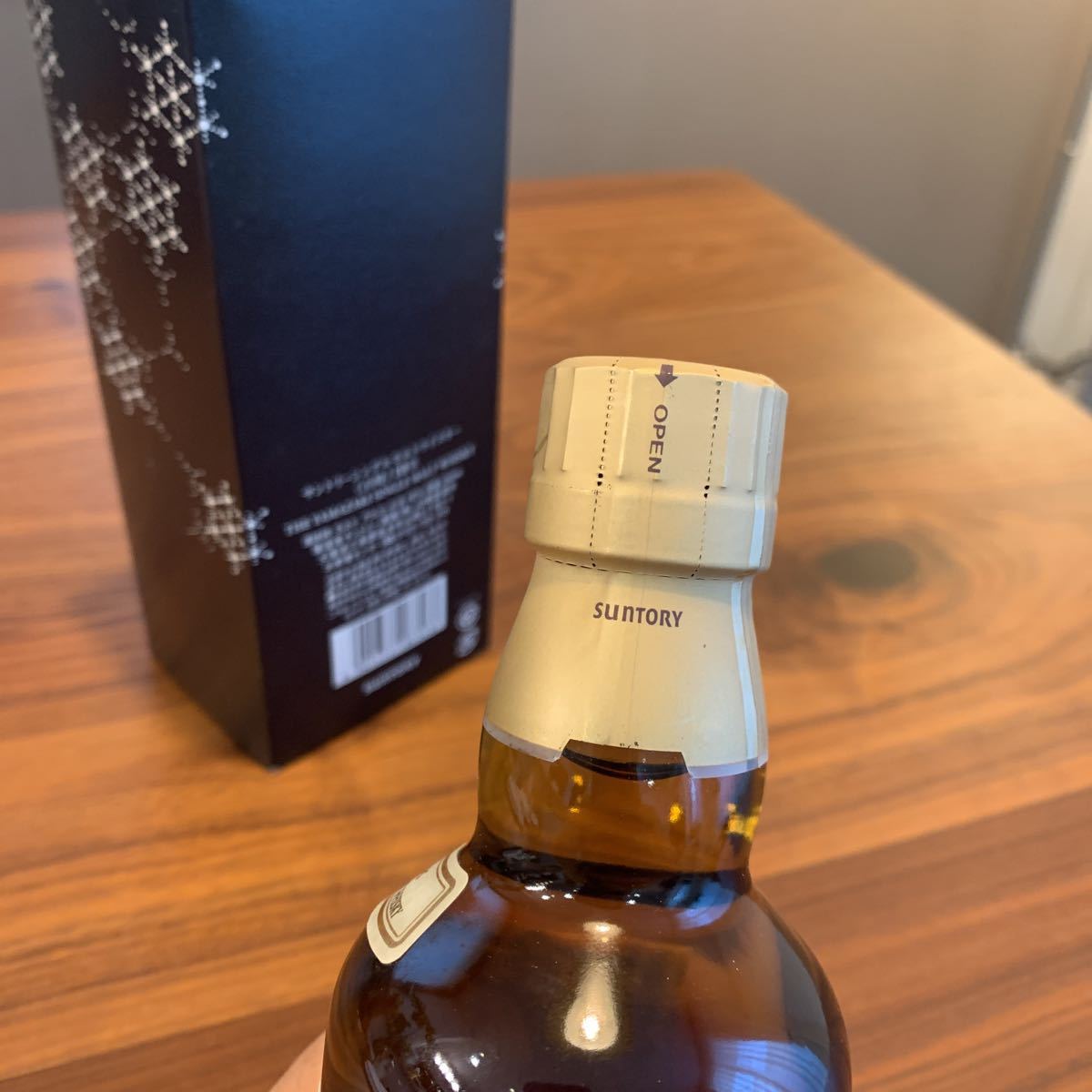 サントリーシングルモルトウイスキー山崎10年 350ml 箱付き 未 サントリーシングルモルトウイスキー山崎10年 350ml 箱付き 未