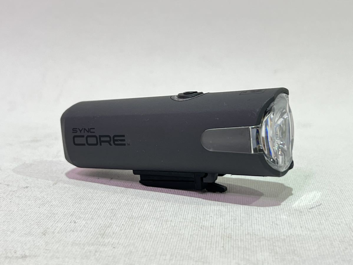 ■中古品・超美品■CATEYE キャットアイ SYNC CORE HL-NW100RC シンクコア フロントライト ヘッドライト LED USB充電式 ロードバイク_画像1