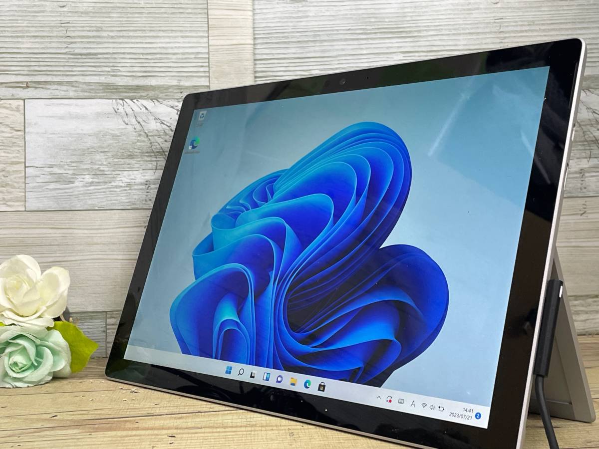 Microsoft Surface Pro 5 (2017)[Core i5 7300U 2.6GHz/RAM:8GB/SSD