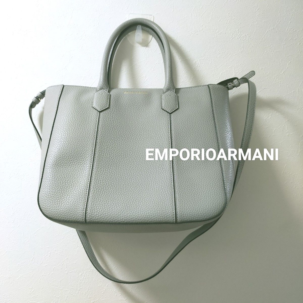 EMPORIO ARMANI グレーショルダーバッグ