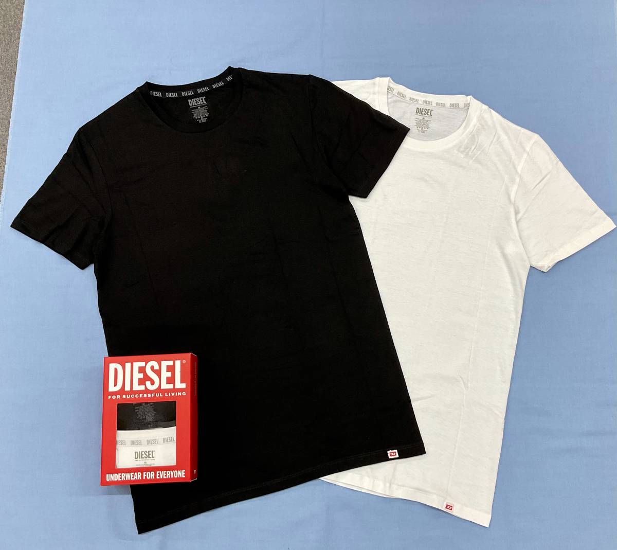 ディーゼル　Tシャツ 2パックセット 2123　Mサイズ　ブラック/ホワイト　新品 タグ付　DIESEL　A05427 0BVFB　アンダーウェア01_無駄のないシンプルなデザインは毎日の