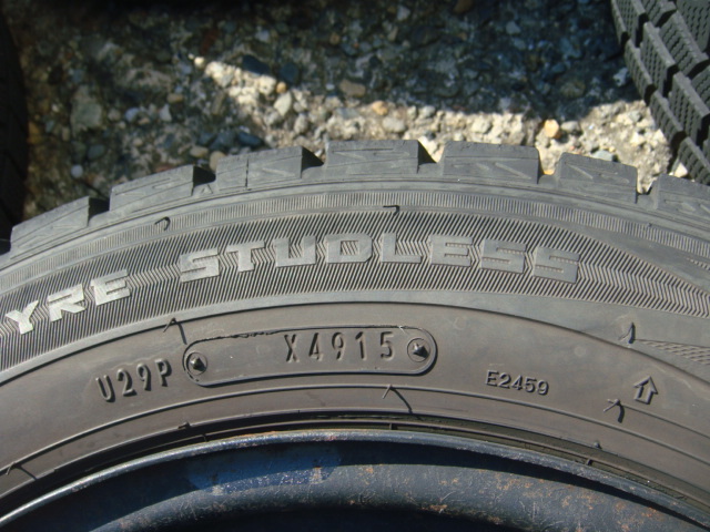 即決！フィアット　500　純正スチールホイル　鉄チン　スタッドレス　DUNLOP WINTERMAXX　WM01 175/65R14 4本セット。_画像6