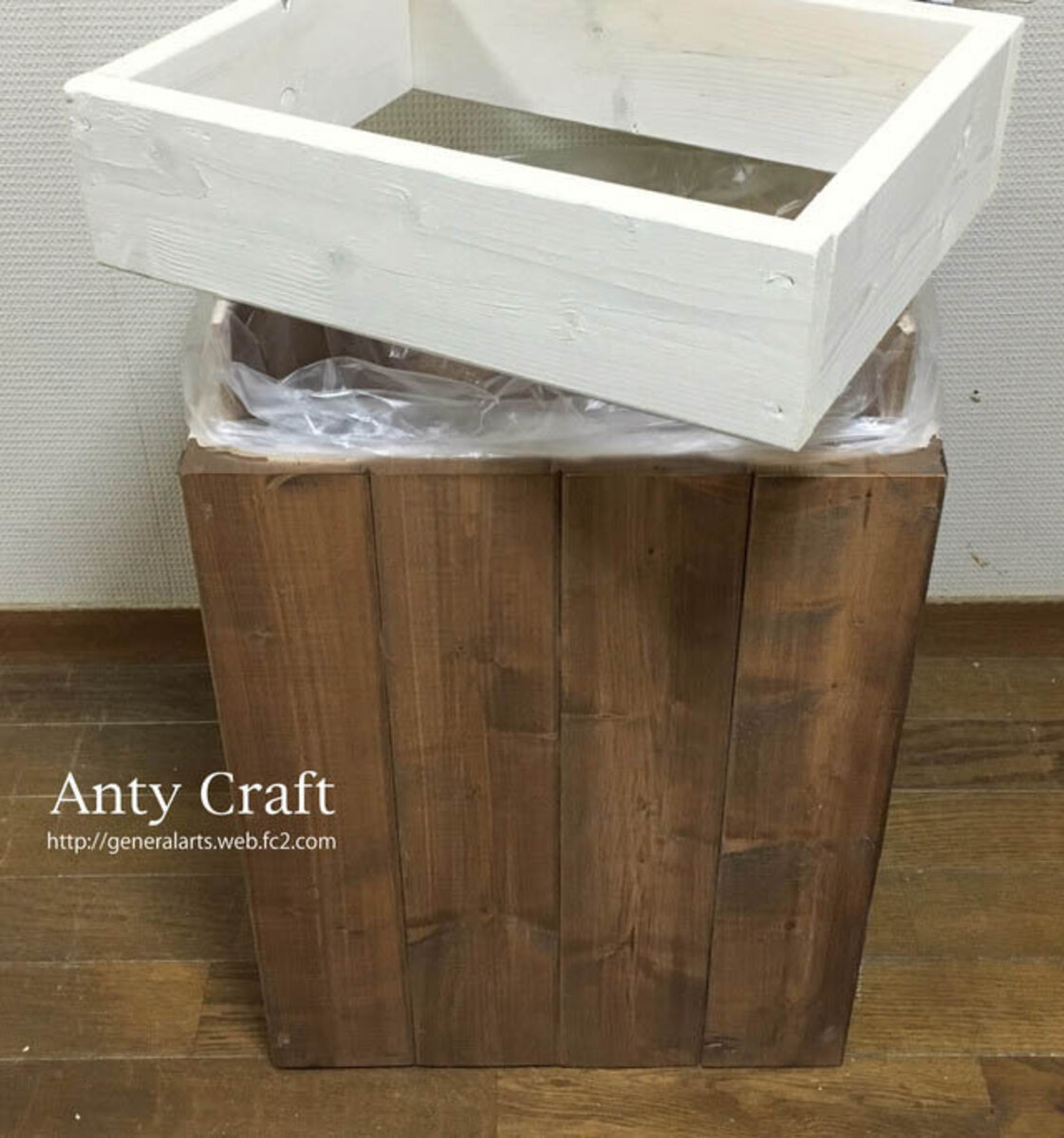 ゴミ箱 45L対応 ハンドメイド アンティーク風ダストボックス UN ゴミ箱 45L対応 ハンドメイド アンティーク風ダストボックス UN