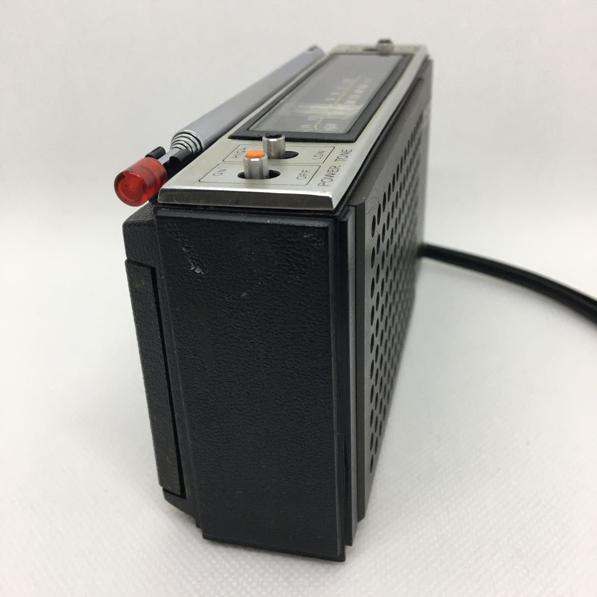 動作品】SONY ICF-4250 FM/AM 2バンドラジオ デザイン秀逸 昭和 動作品】SONY ICF-4250 FM/AM 2バンドラジオ デザイン秀逸 昭和