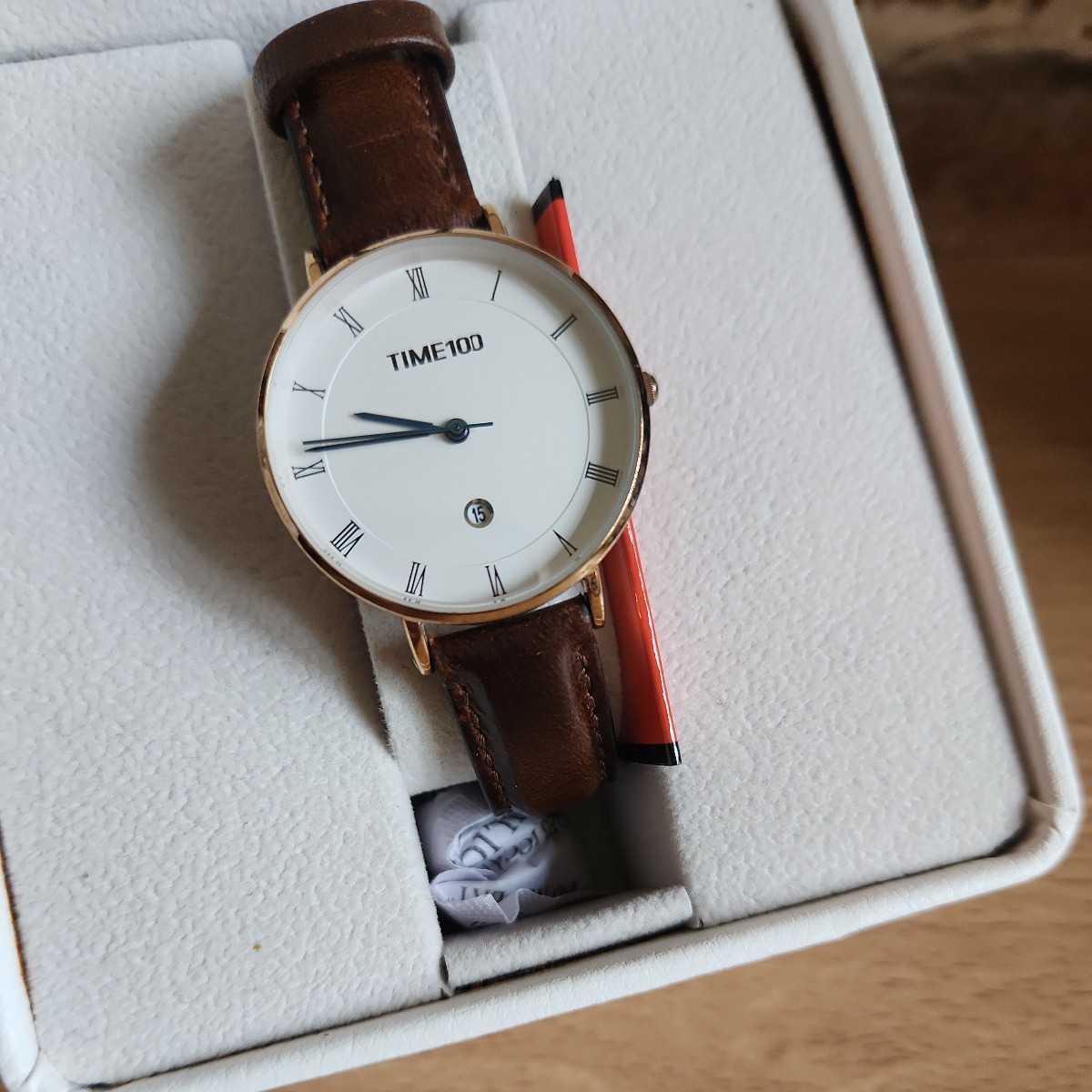 TIME100  аналоговый  кварцевый  наручные часы   неиспользуемый   батарея села  
