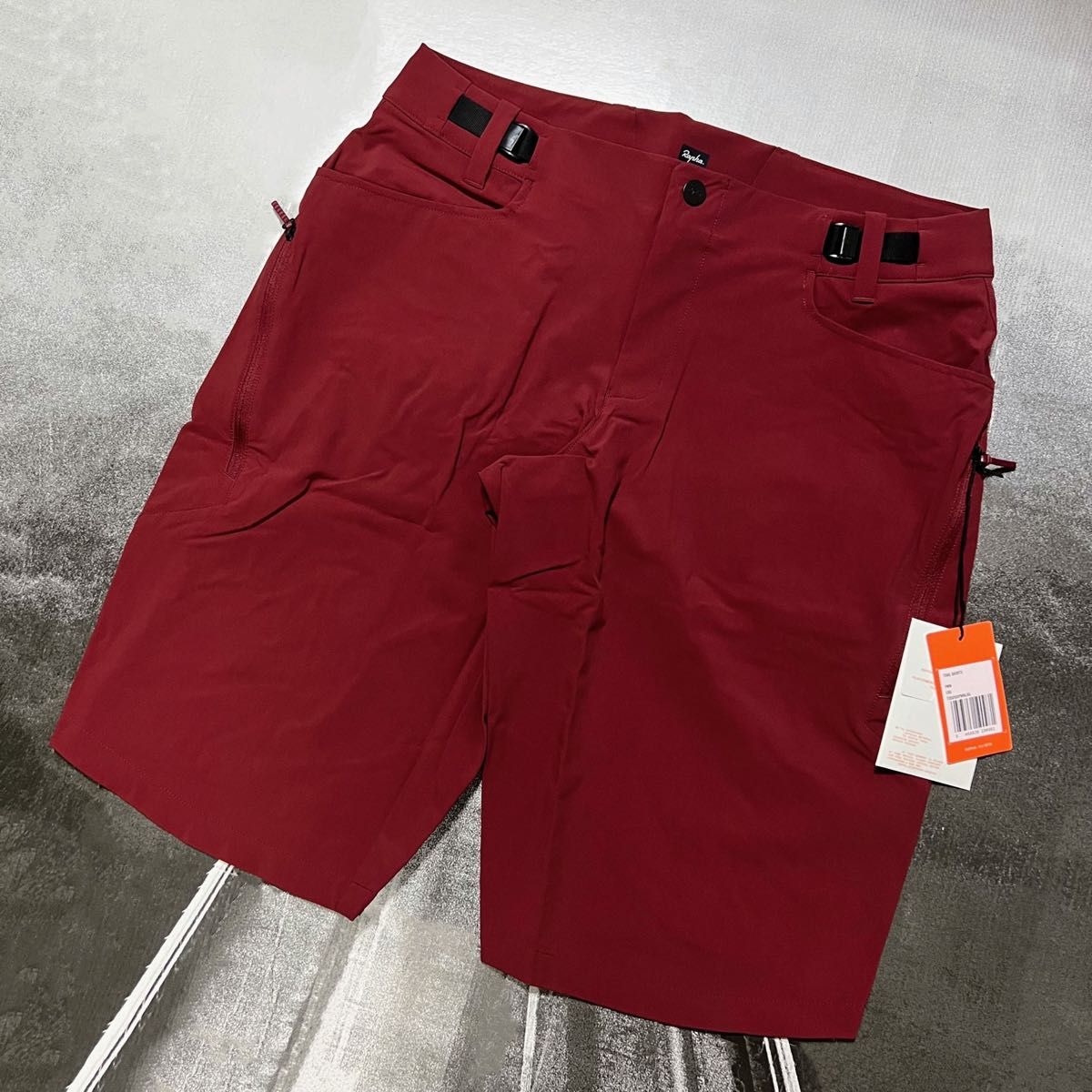 新品 Rapha Men's Trail Shorts ダークレッド Lサイズ｜PayPayフリマ