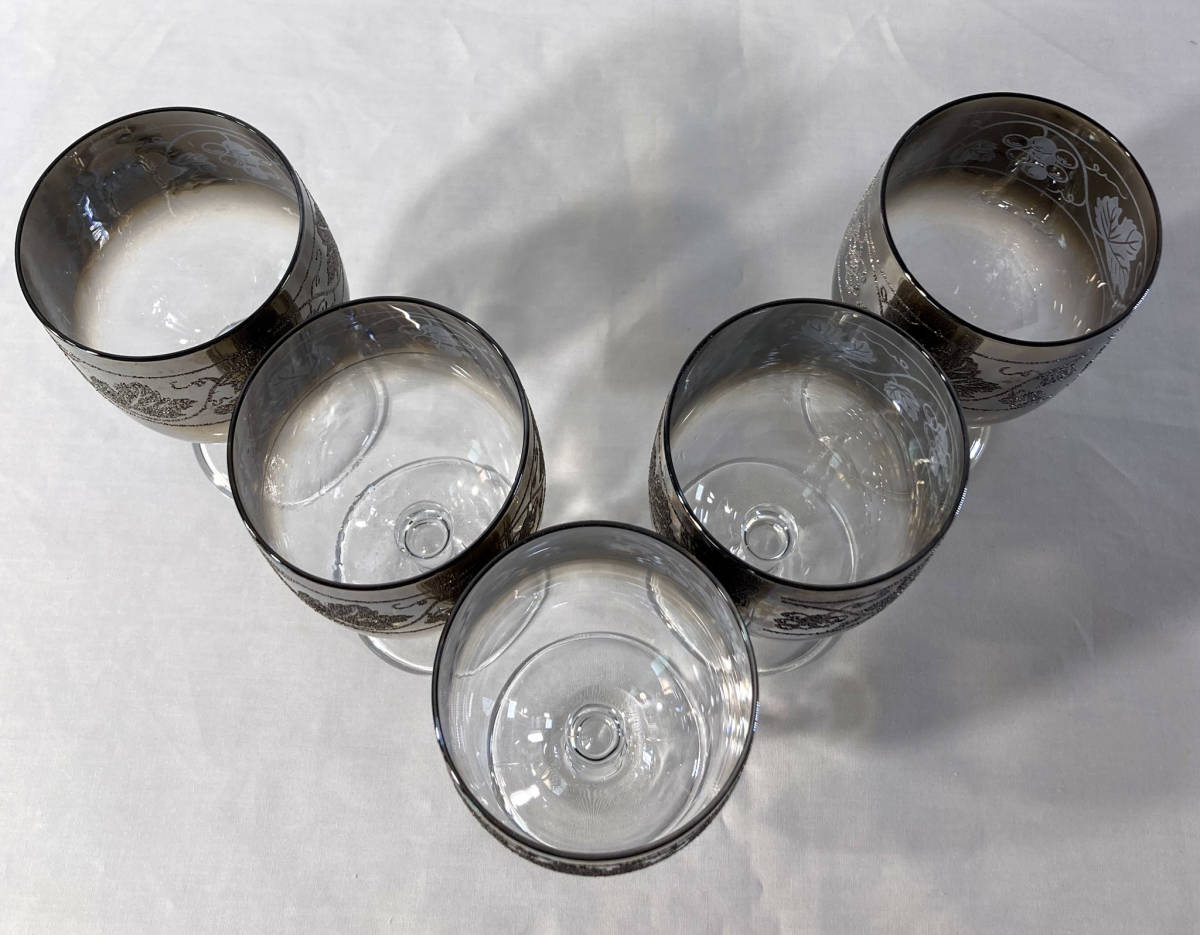 彫刻グラス 5客セット ワイングラス グラデーショングラス ゴブレット ガラス彫刻 インテリア 昭和レトロ ガラス工芸 工芸品【718.5】_画像2