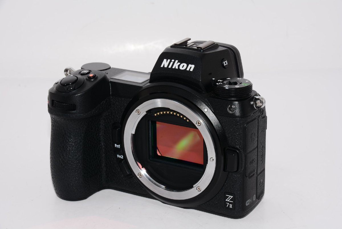 【外観特上級】Nikon ミラーレスカメラ 一眼 Z7II ボディ black
