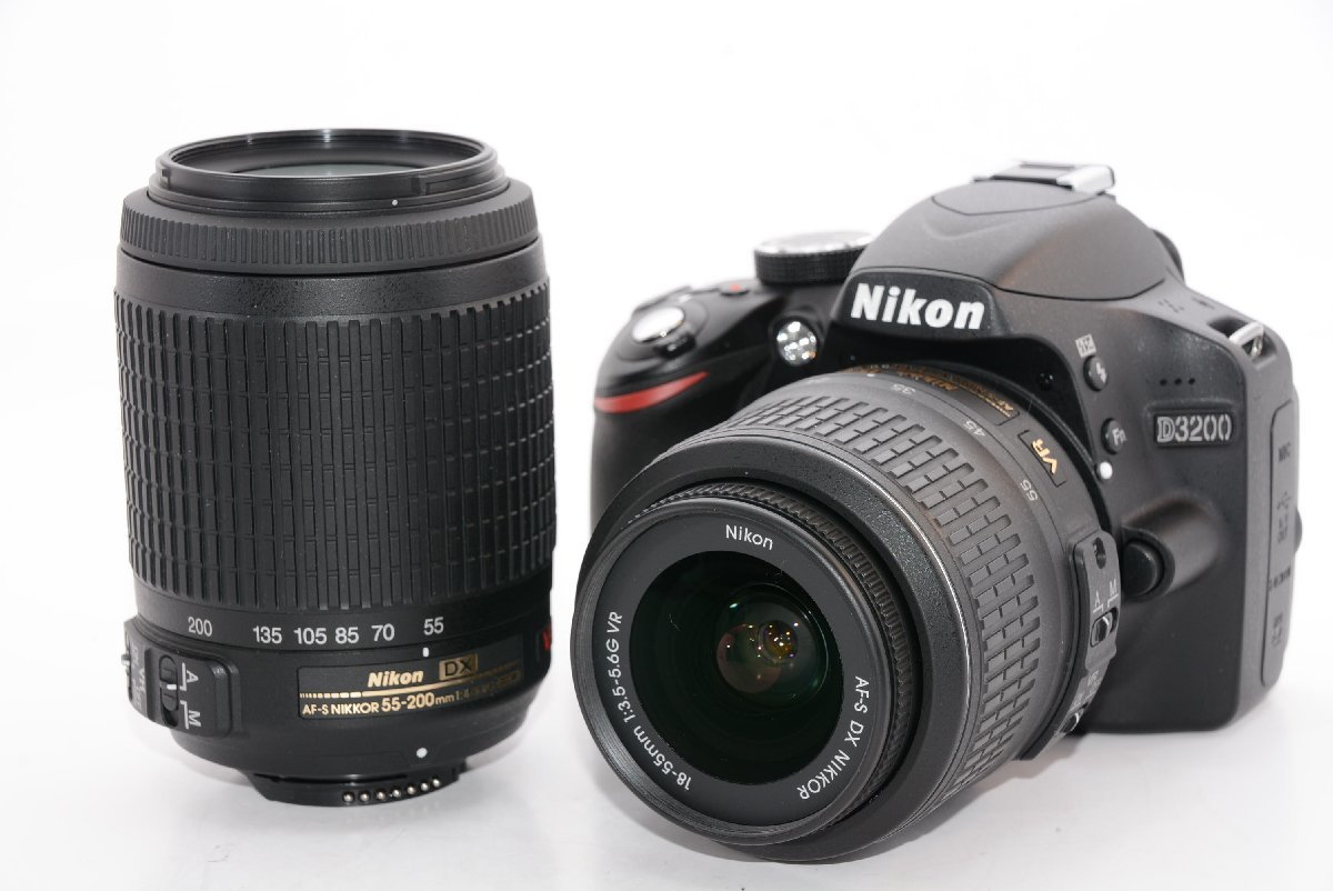 Nikon ニコン D3200 & AF-S NIKKOR 18-55mm-