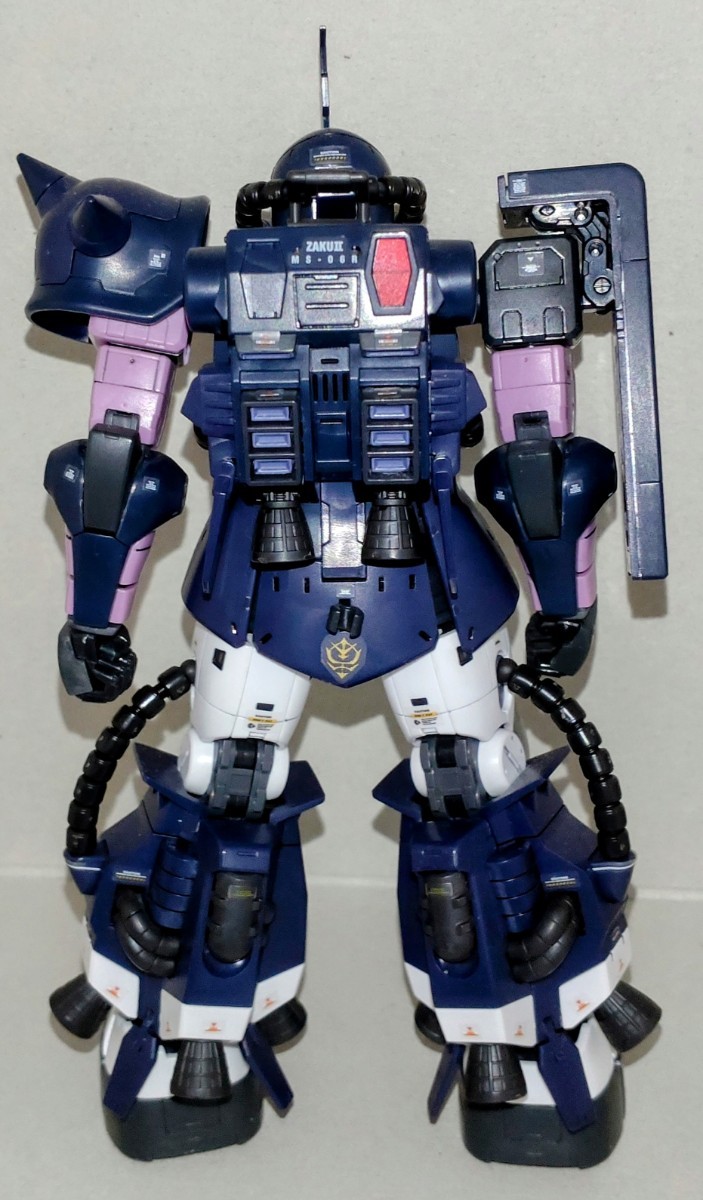 RG 1/144 MS-06R-1A 黒い三連星専用 高機動型ザクⅡ( 素組み完成品