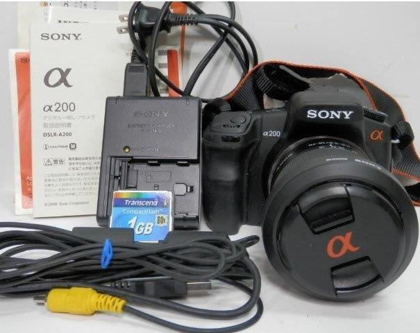 SONY 動作美品 α200 DT3.5-5.6/18-70 充電器や各種コードCD等セット 0713V9G