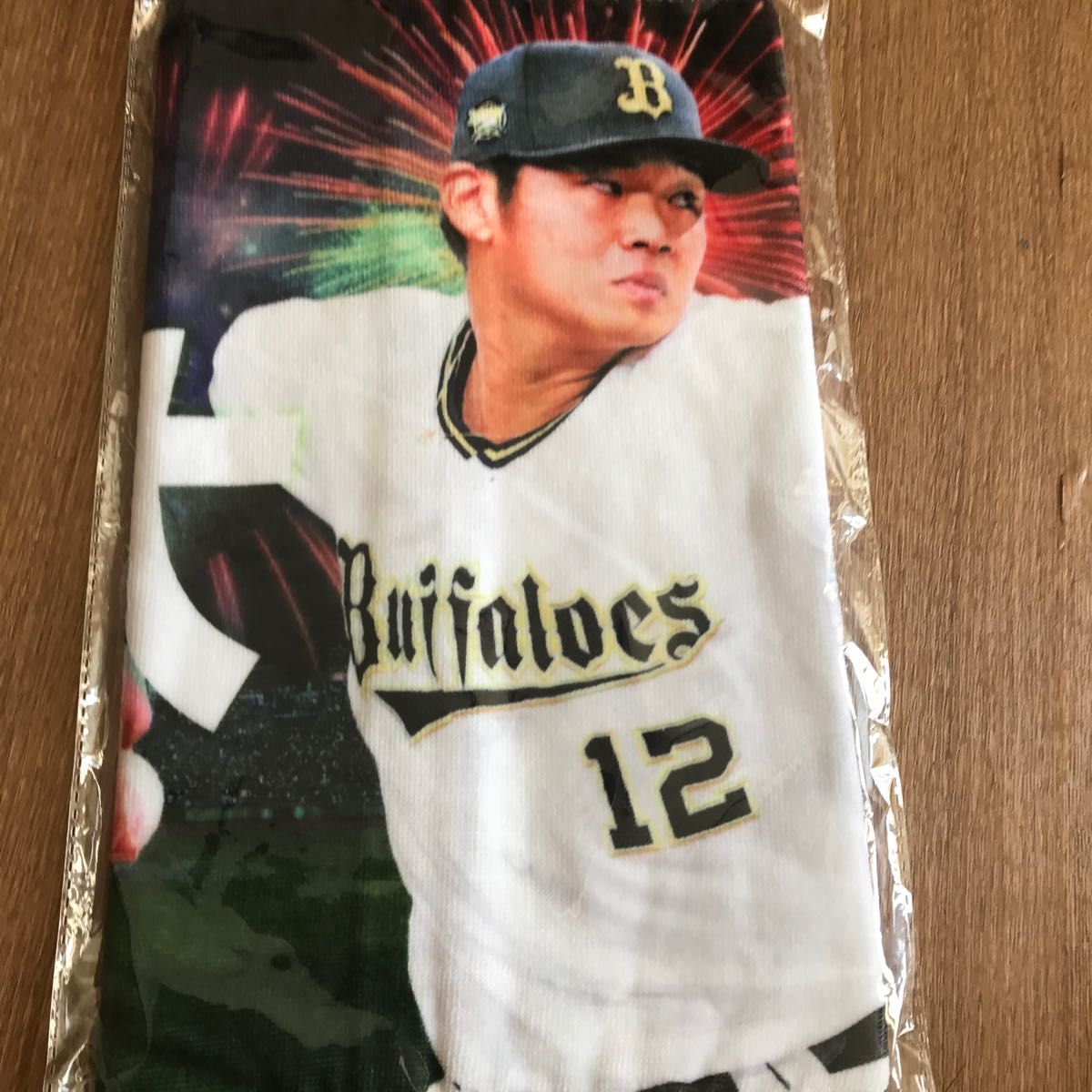 オリックス　山本由伸　花火缶バッジ