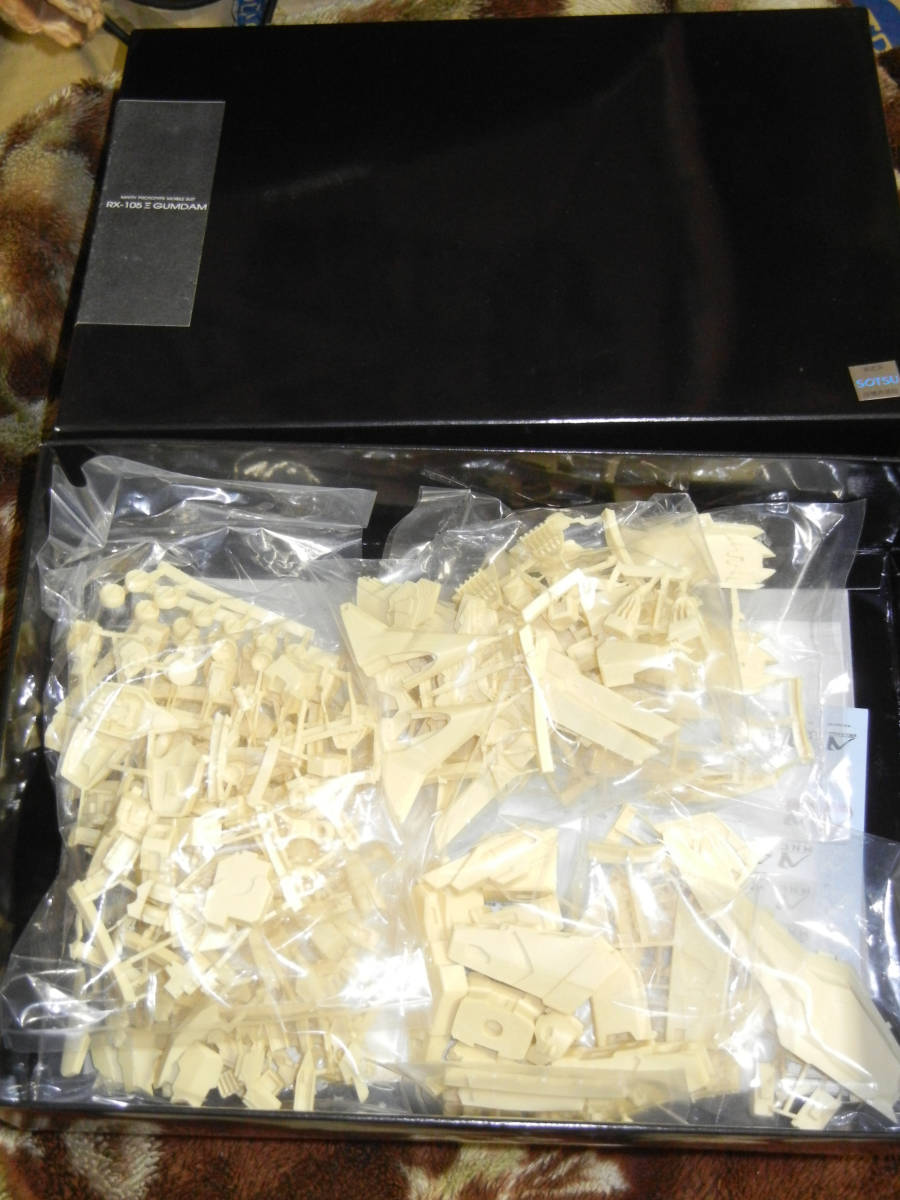 studio RECKLESS 1/144 クスィーガンダム ガレージキット ガレキ studio RECKLESS 1/144 クスィーガンダム ガレージキット ガレキ