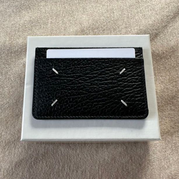 黒新品 メゾンマルジェラ 4ステッチ グレインレザー カードケース 財布