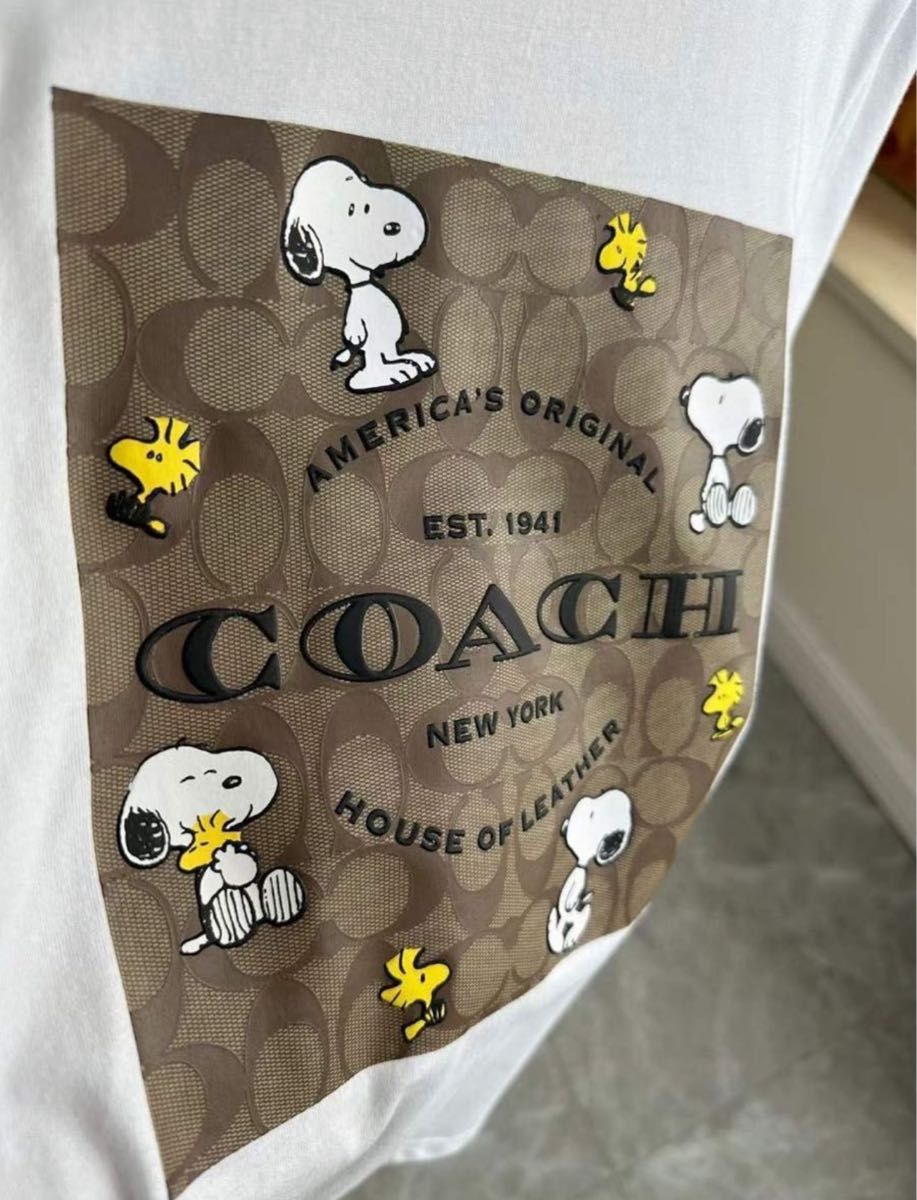 ★年末セール★ 新品COACH スヌーピー限定品 Tシャツ シグネチャー 半袖Tシャツ WHITE コラボTシャツ 