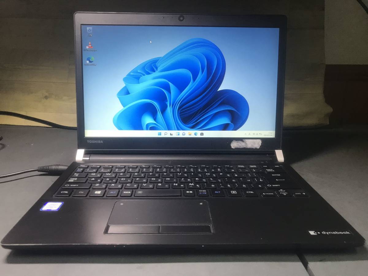 L0012)東芝dynabook R73/B 第6世代Core i5 6300U メモリ4GB SSD 256GB