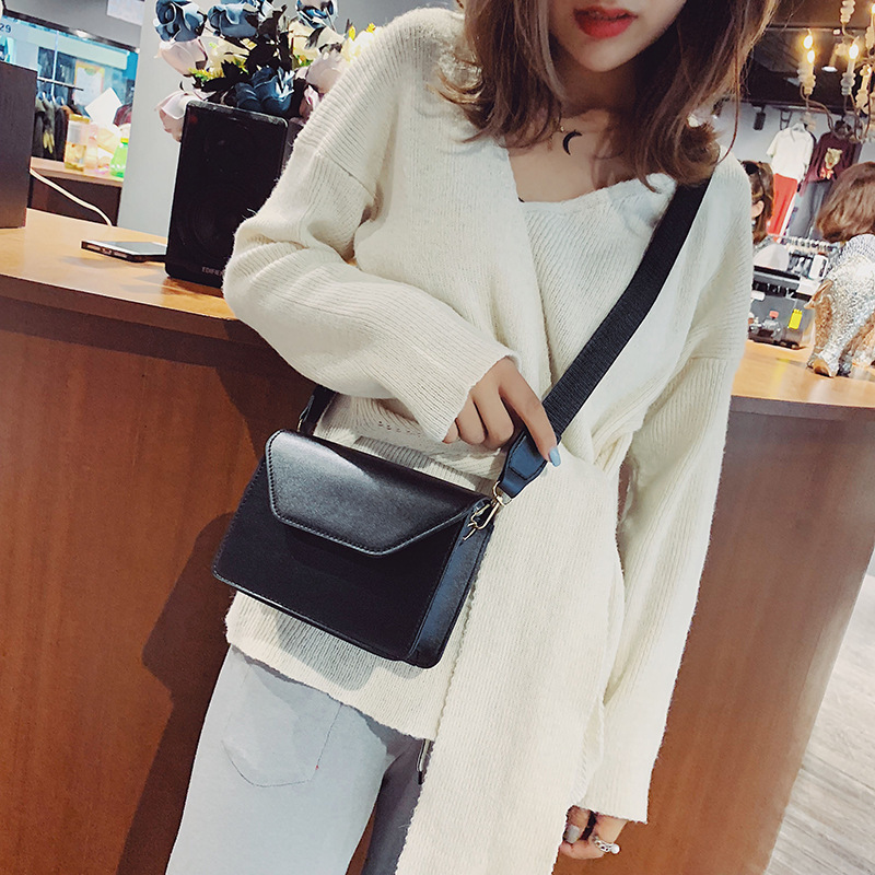  flap bag square type small size light weight case shoulder bag pretty stylish compact small elegant black 451
