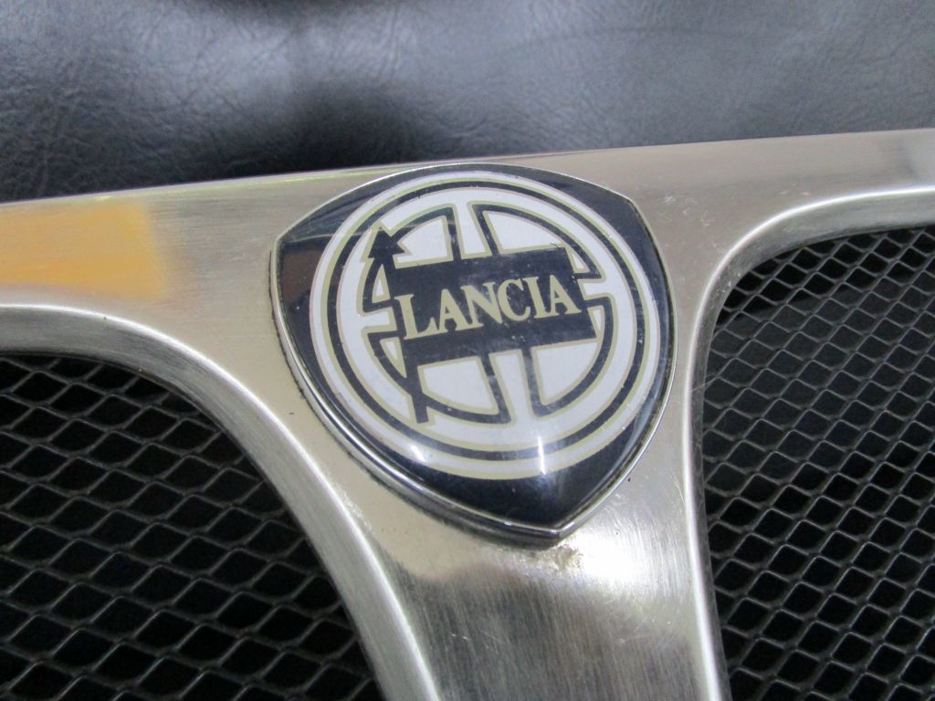 LANCIA DELTA front grille Lancia Delta 