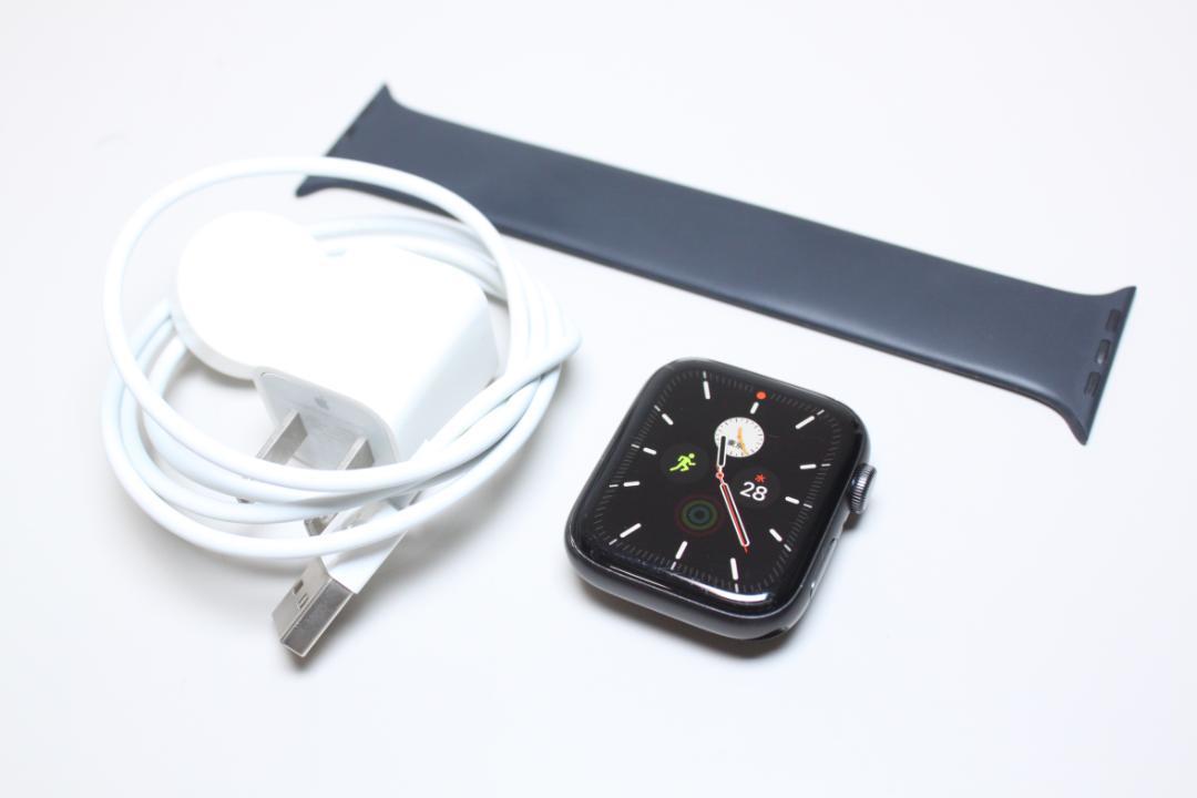 から厳選した Apple ⑥ SE/GPS/44mm/A2352 Watch スマートウォッチ本体