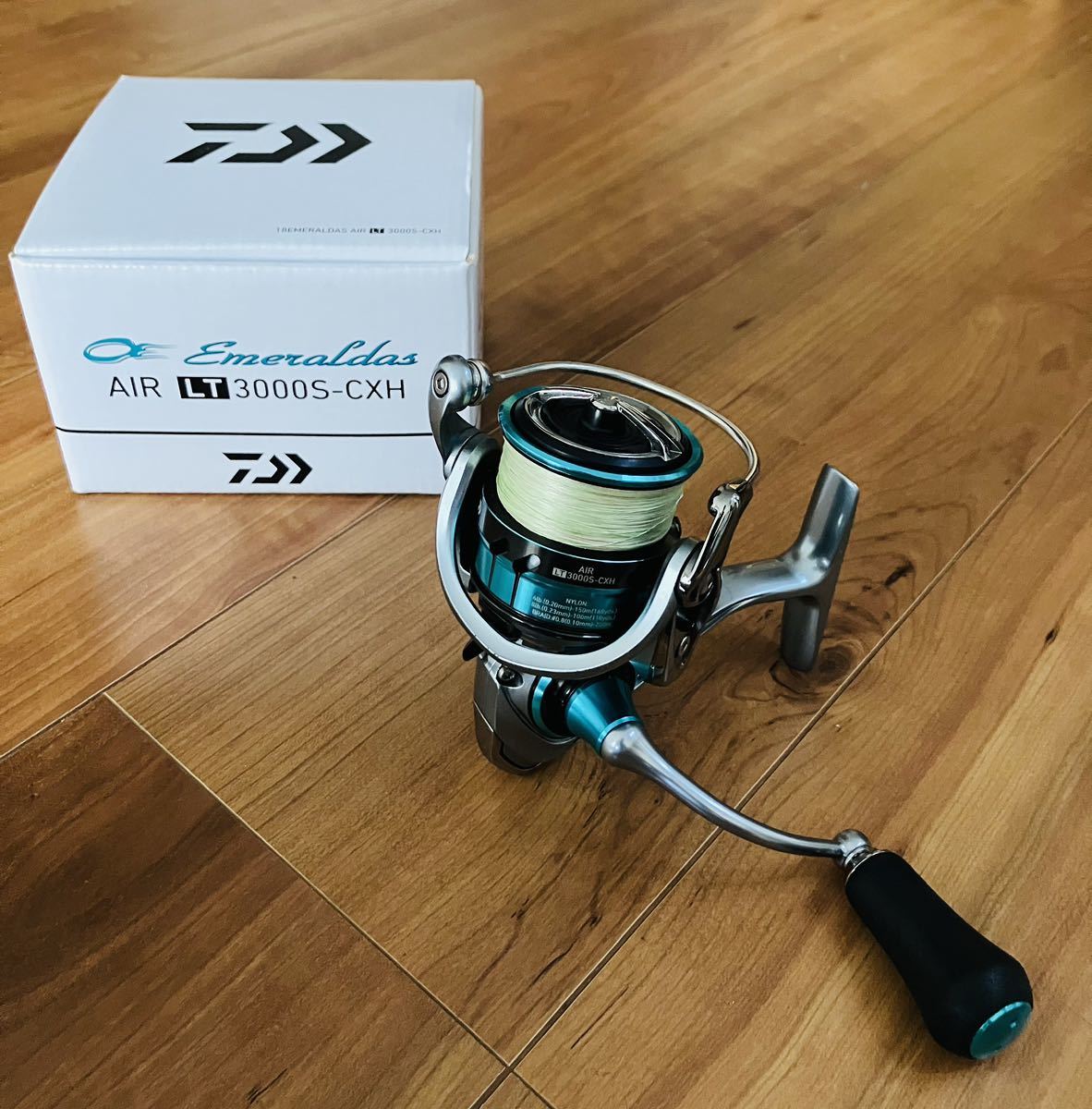 ダイワ エメラルダス エア LT3000S-CXH ライン付 外観美品 DAIWA