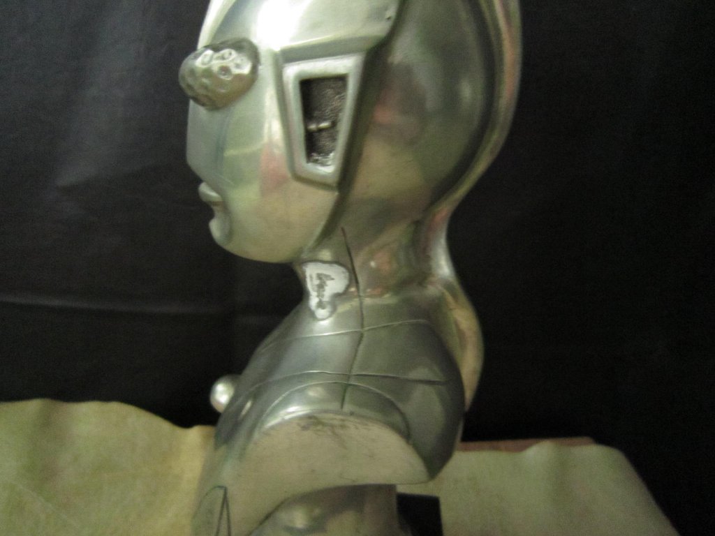第一個奧特曼/鋁鑄件/ Chaiyo限量生產/超罕見項目的半身像 原文:初代ウルトラマンの胸像/アルミ鋳造品/チャイヨー限定製作品/超希少品