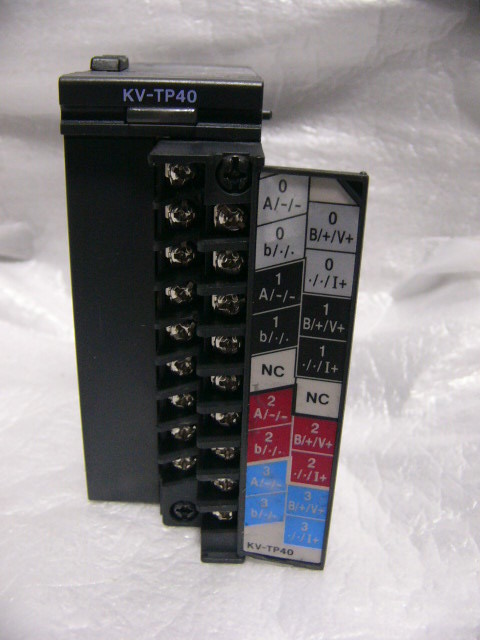 ★未使用に近い★ KEYENCE PLC KV-TP40 温度アナログ4ch入力装置(補償抵抗付)_画像2