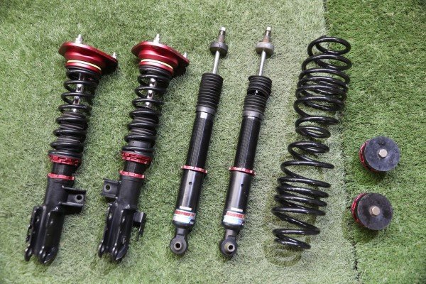 全ての プリウスα ZVW41W zvw40車高調 BLITZ DAMPER ZZーR