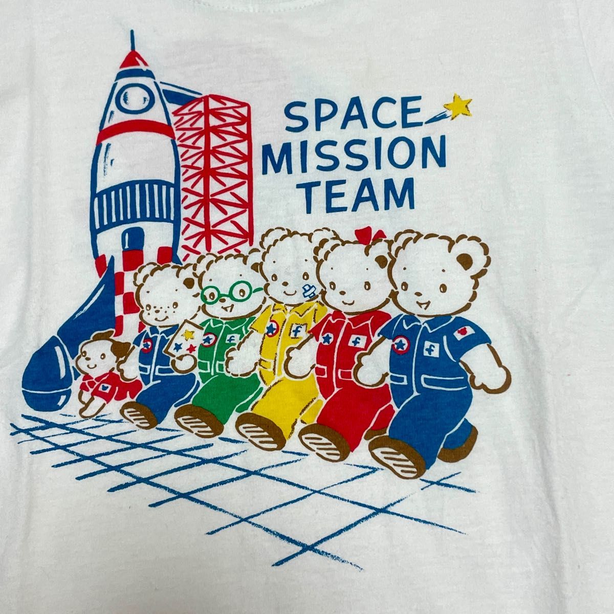 familiar ファミリア Tシャツ 半袖 おはなしTシャツ 110 宇宙船 familiar ファミリア Tシャツ 半袖 おはなしTシャツ 110 宇宙船