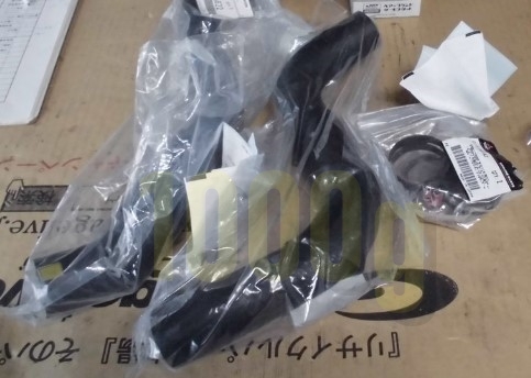 【三菱純正新品】MITSUBISHI 未使用品 ★超希少品★ CT9A ランエボ7 GSR RS ラジエターホース 上下クリップセット ランエボⅦ マニュアル車_画像1