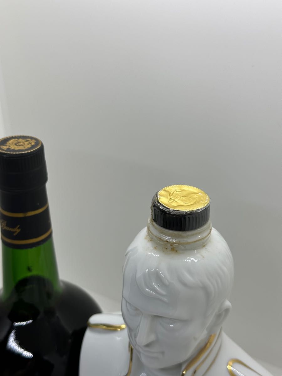BEEHIVE ビーハイブ ナポレオン 陶器ボトル ブランデー特級 BEEHIVE ビーハイブ ナポレオン 陶器ボトル ブランデー特級