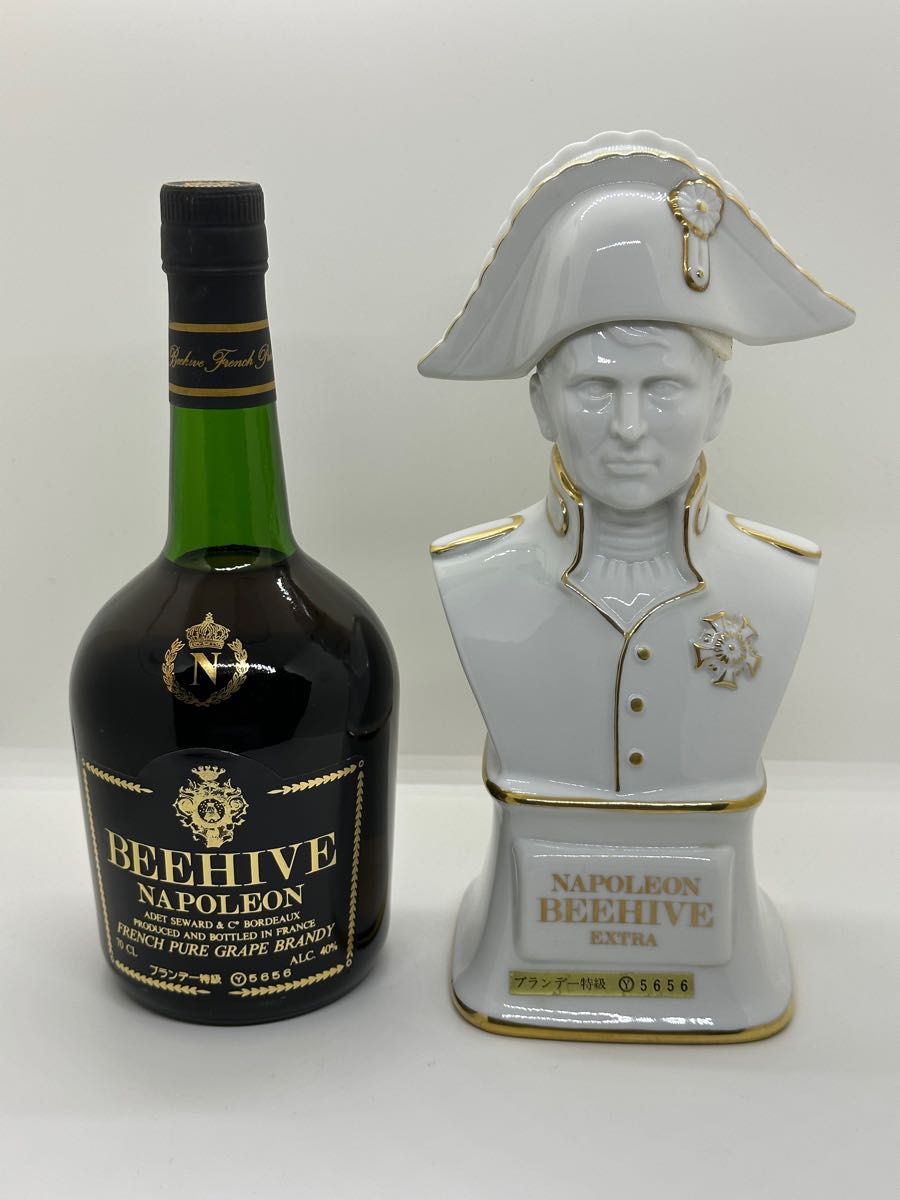 BEEHIVE ビーハイブ ナポレオン 陶器ボトル ブランデー特級 BEEHIVE ビーハイブ ナポレオン 陶器ボトル ブランデー特級