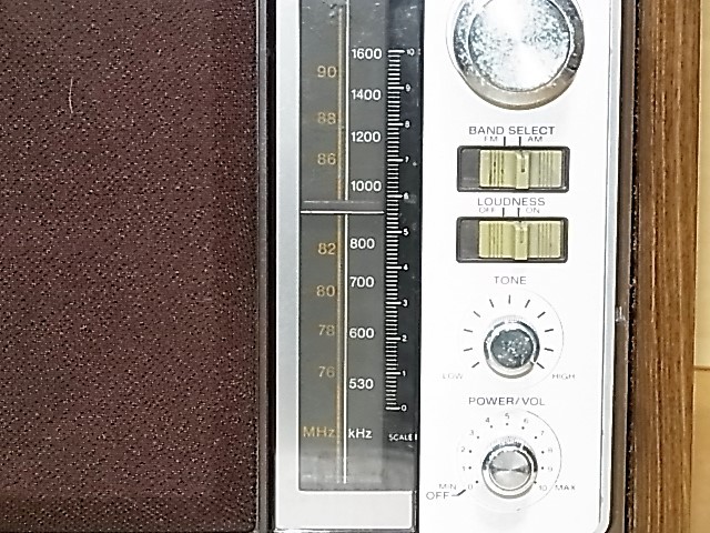 索尼ICF-9740 FM / AM家用收音機垃圾18072720 原文:SONY ICF-9740 FM/AM ホームラジオ ジャンク 18072720