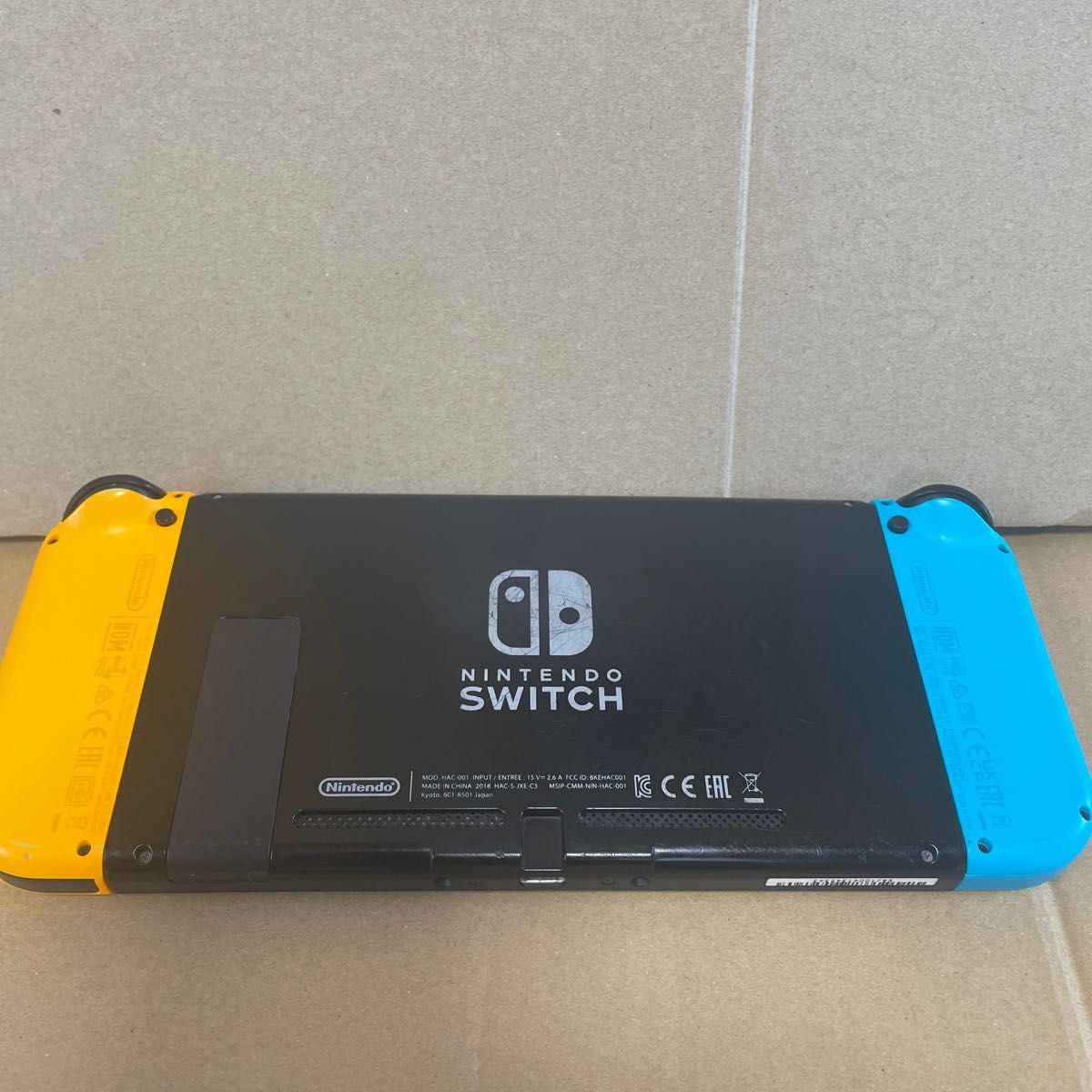 switch 本体 2018年製 任天堂スイッチ ジョイコン付き Nintendo Switch