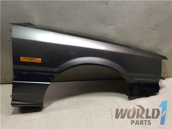 HR31 スカイライン GTS 純正 フロントフェンダー 運転席側 外装品 右