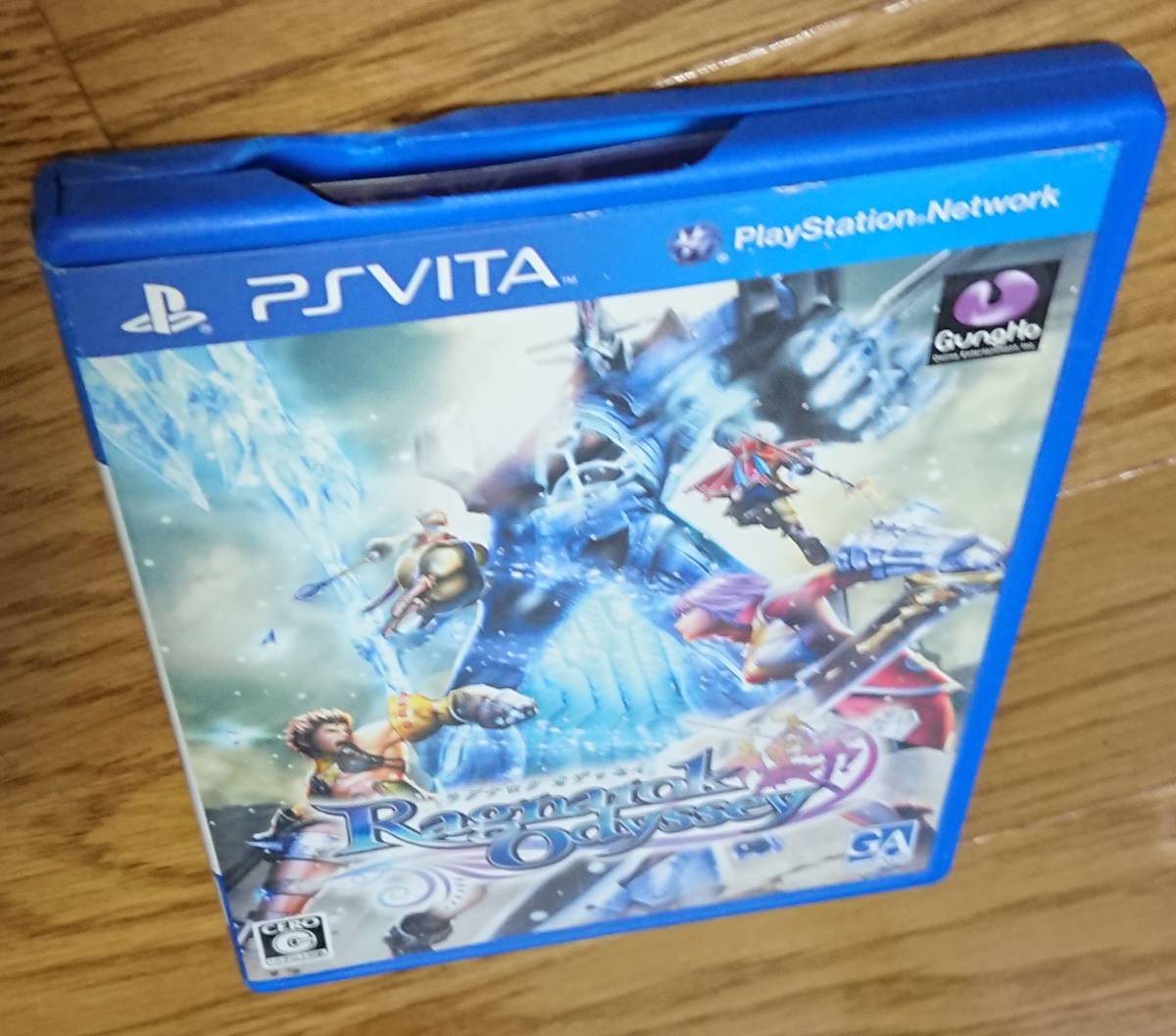 PS Vita ソフト まとめ　ガンダム　無双など_ラグナロク オデッセイの箱が壊れています