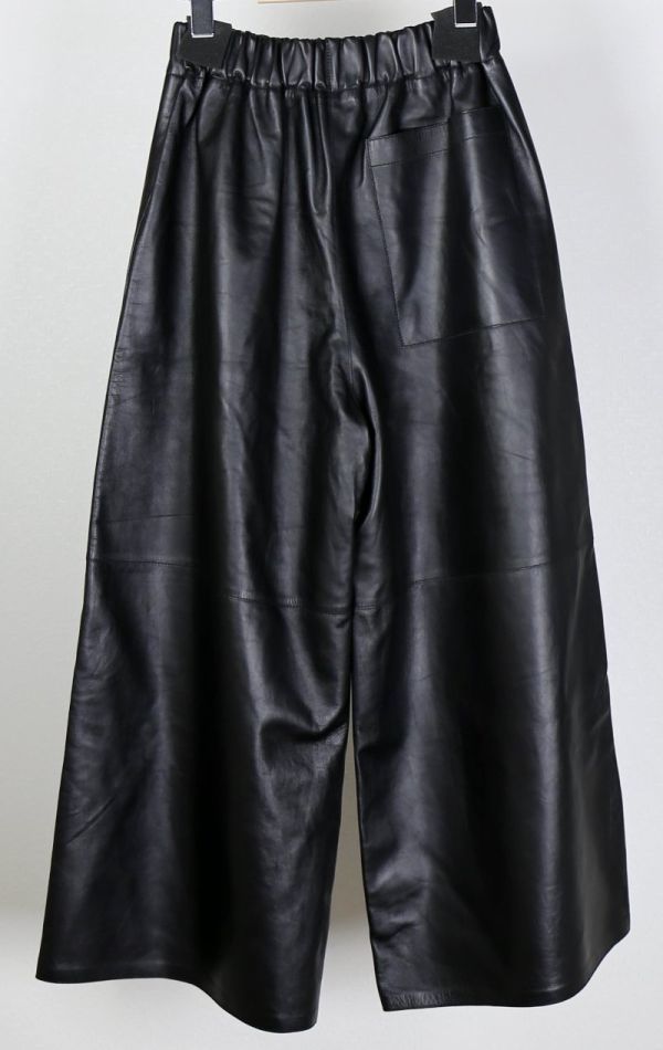 LOEWE Cropped elasticated trousers in nappa black ロエベ クロップド レザー トラウザーズ XS b6911の画像3