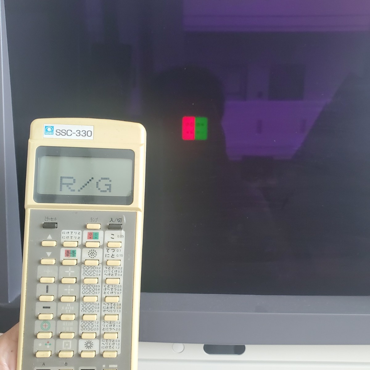 ニデック nidek スペースセービングチャート SSC-330 リモコン付き