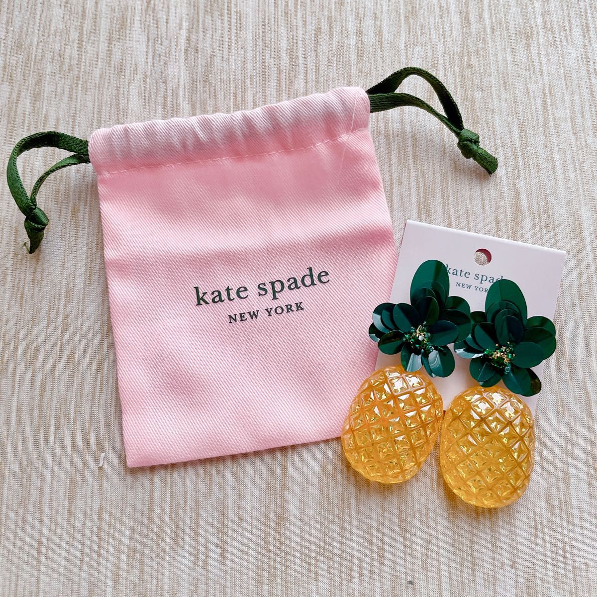 Kate spade ケイトスペードニューヨーク ピアス パイナップル 黄