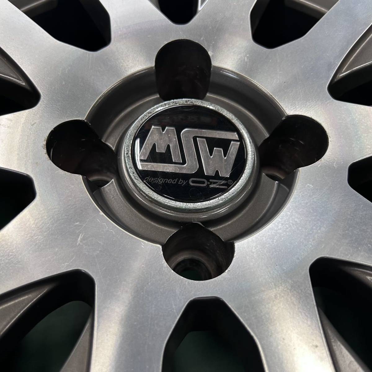 中古アルミ16x7.0 PCD108 MSW OZ シトロエンC3、プジョーなど(社外品