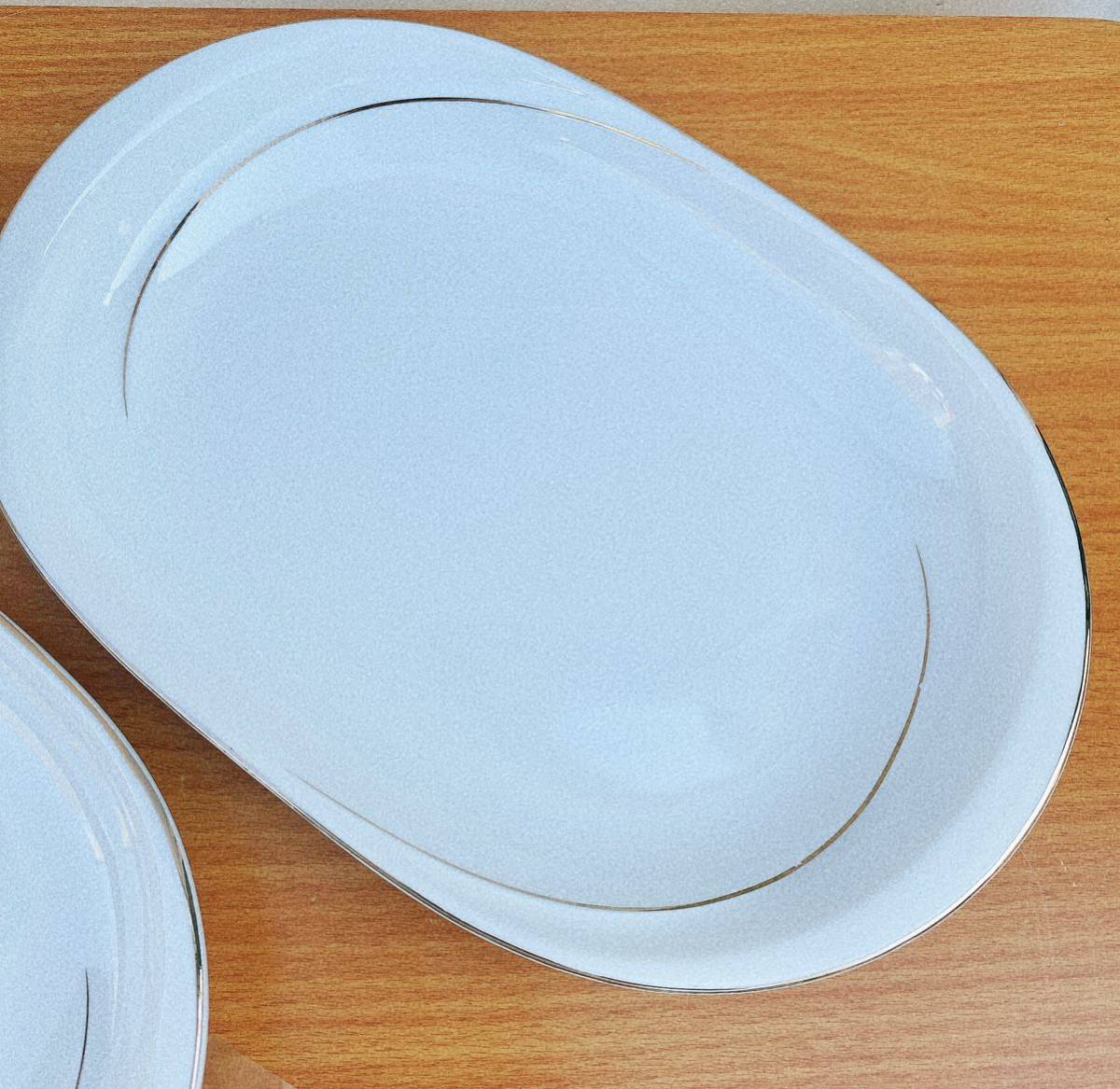 日本の陶器　白のお皿　金縁　スプーンフォークセット　カレー/スパゲッティ/ランチプレート/中皿_画像5